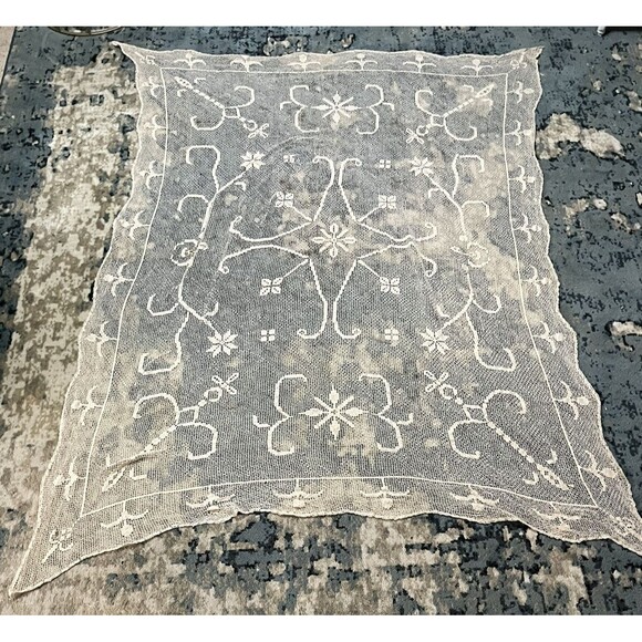 Antique Lace Full Bedspread Handmade Bed Spread Tablecloth Coverlet Throw 90x65" - Picture 3 of 3